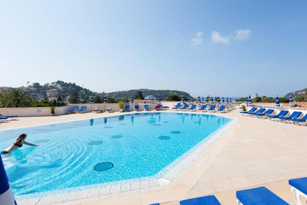Appartamento La Petite Cachette - Pool And 150M To The Beach Villefranche-sur-Mer Esterno foto